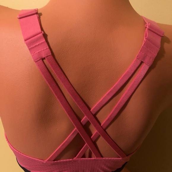 Victoria Sport Bra 36C! - Picture 2 of 3